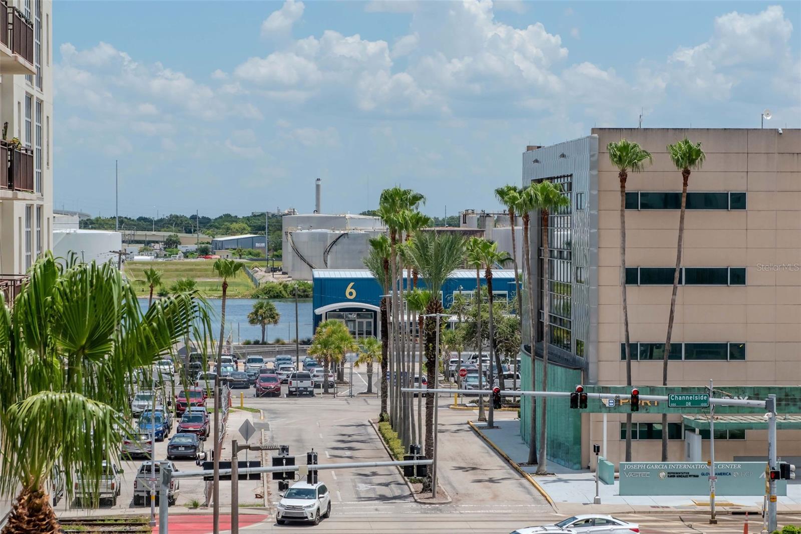 Image 23 of 67 For 1208 Kennedy Boulevard 419