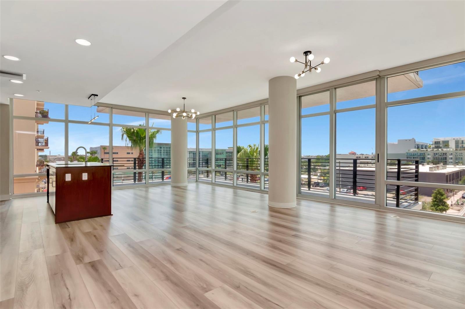 Image 3 of 67 For 1208 Kennedy Boulevard 419