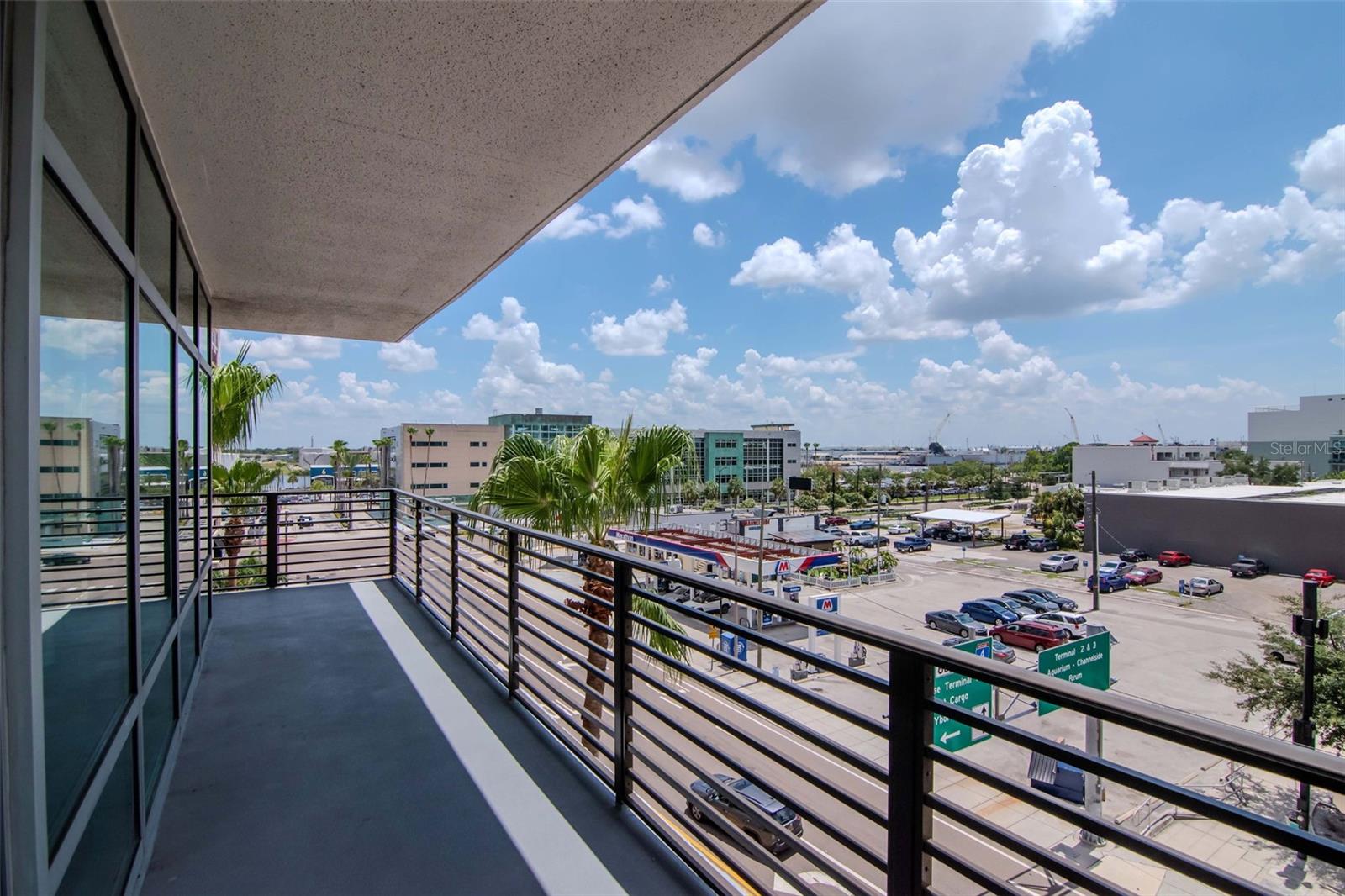 Image 36 of 67 For 1208 Kennedy Boulevard 419