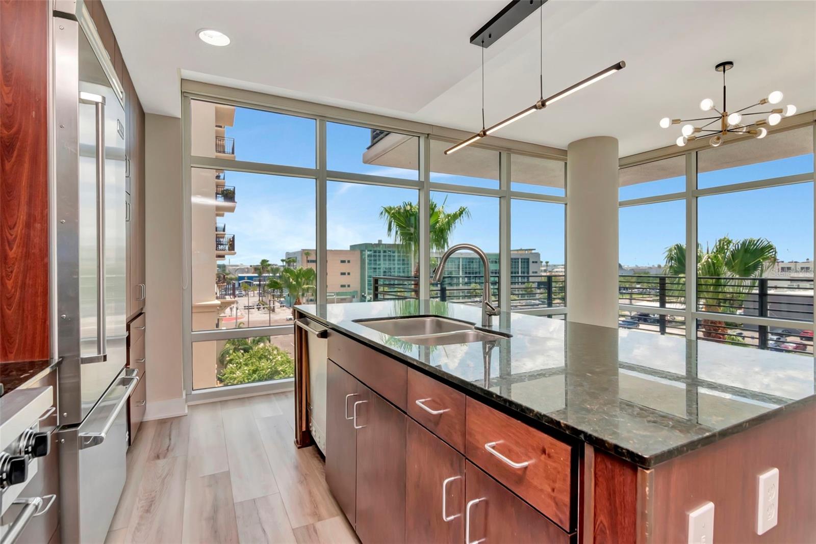 Image 4 of 67 For 1208 Kennedy Boulevard 419