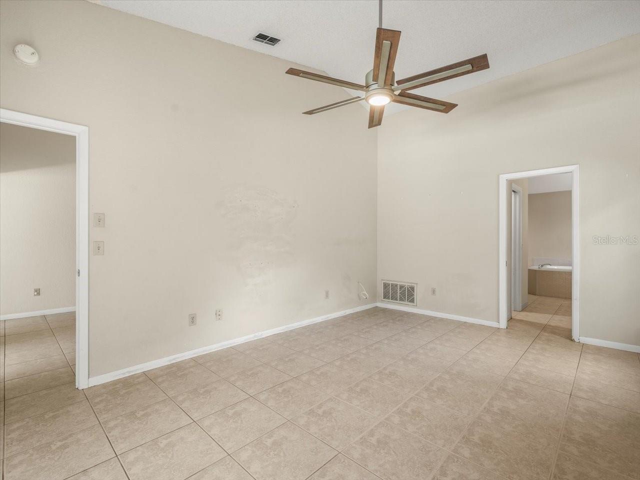 Image 31 of 59 For 1110 Woodcrest Avenue