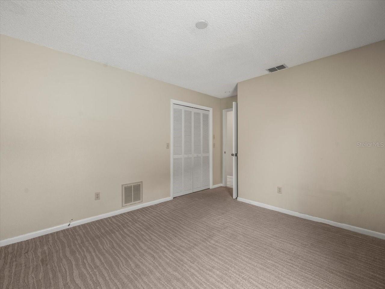 Image 37 of 59 For 1110 Woodcrest Avenue