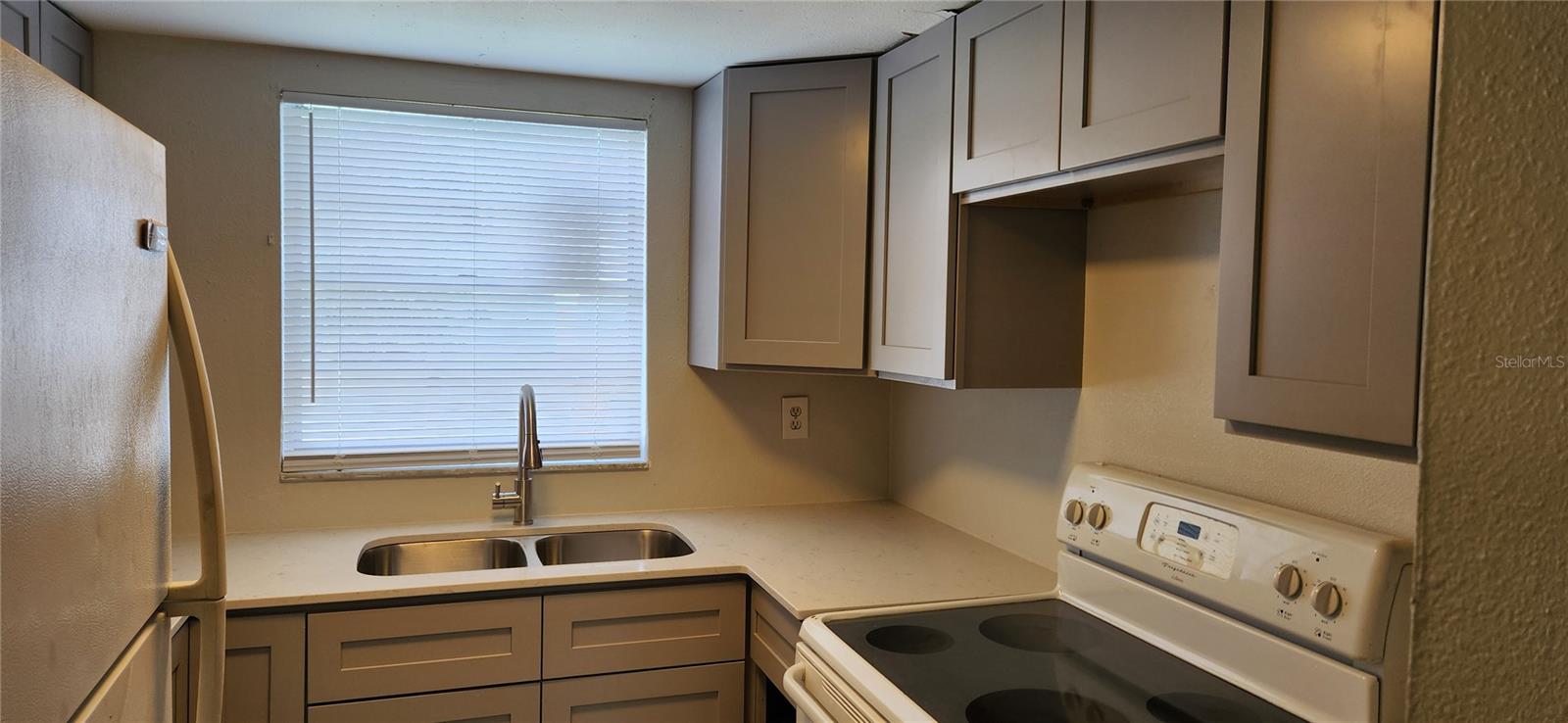 Image 8 of 19 For 9829 Grace Drive