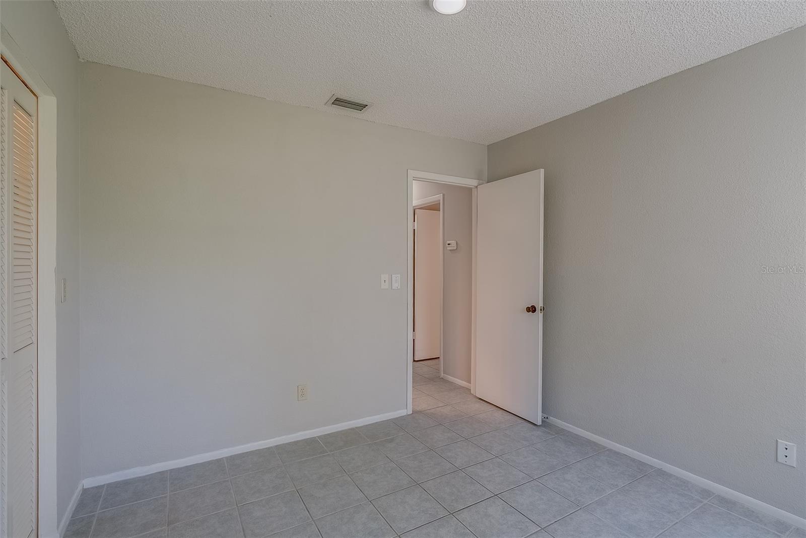 Image 21 of 43 For 2847 Rampart Circle