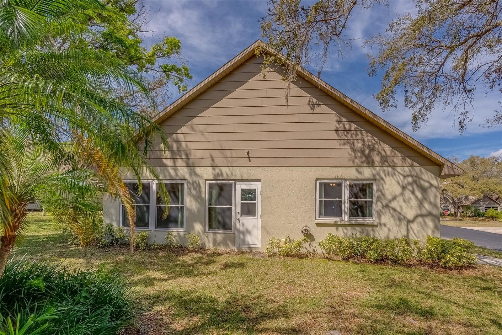 Image 39 of 43 For 2847 Rampart Circle