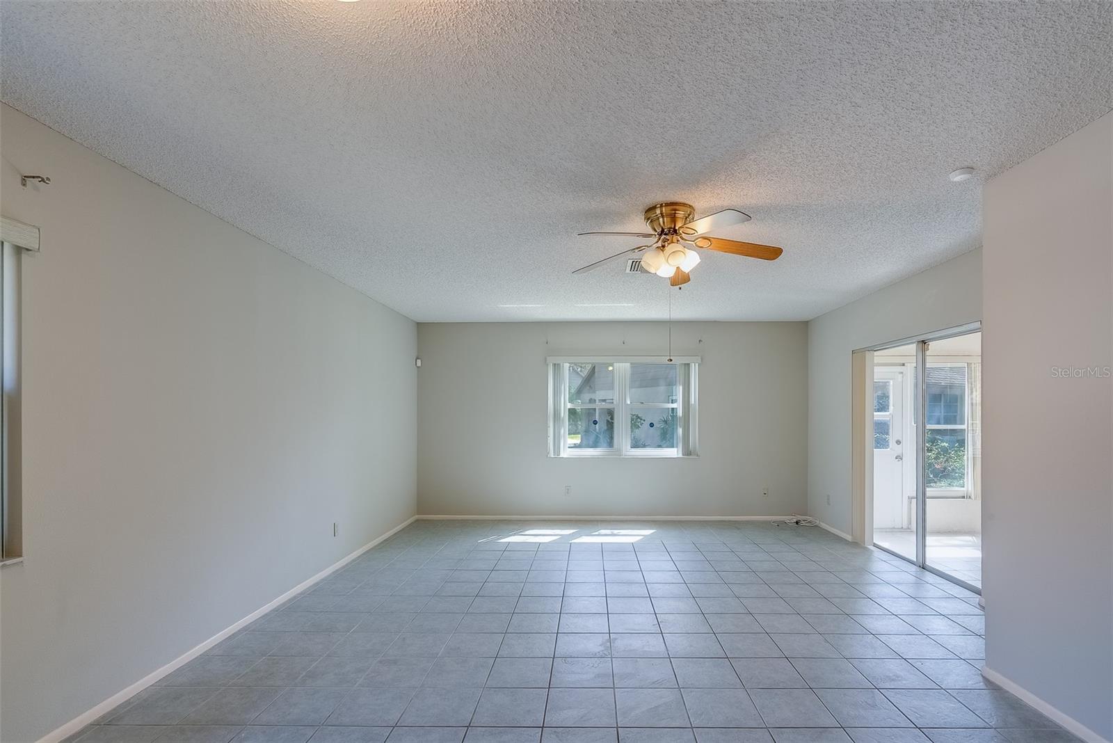 Image 6 of 43 For 2847 Rampart Circle