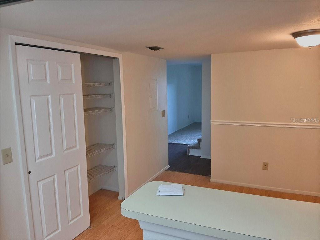 Image 7 of 13 For 14440 Reuter Strasse Circle 810