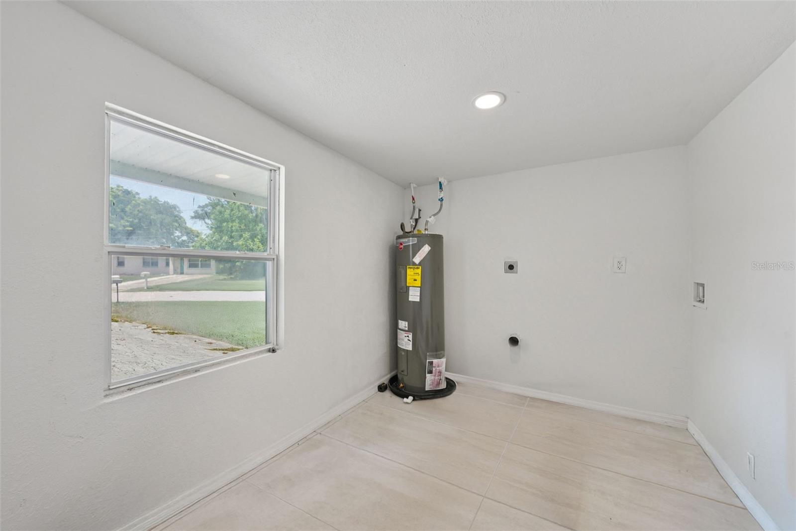 Image 26 of 59 For 1615 Stevensons Drive