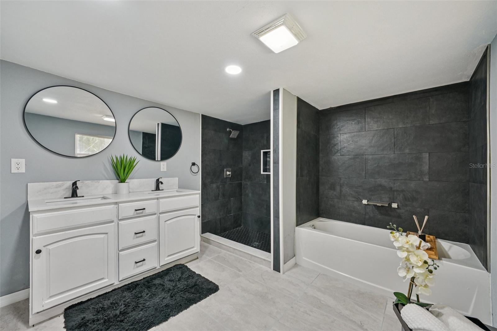 Image 43 of 59 For 1615 Stevensons Drive