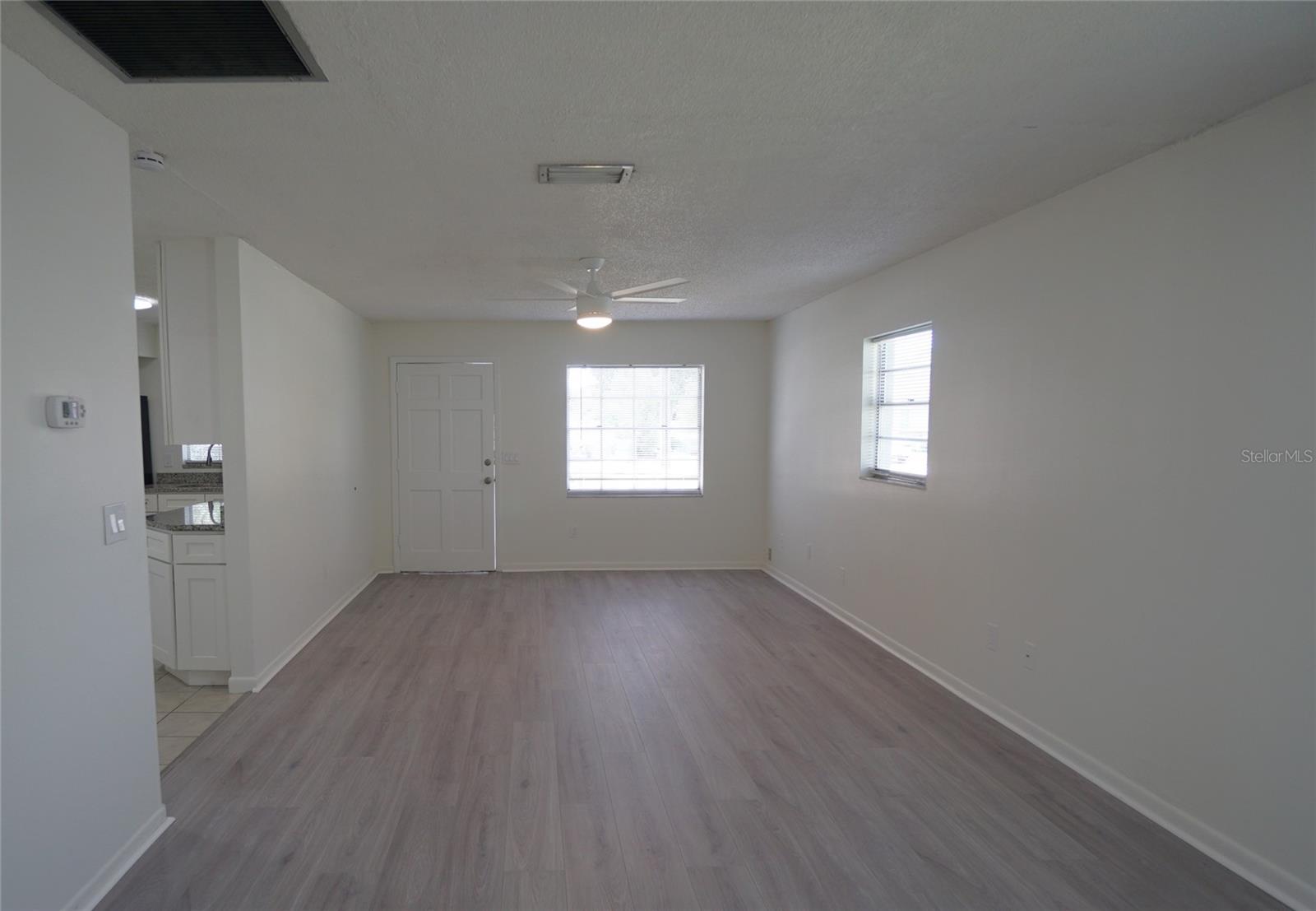 Image 4 of 11 For 4007 Cass Street