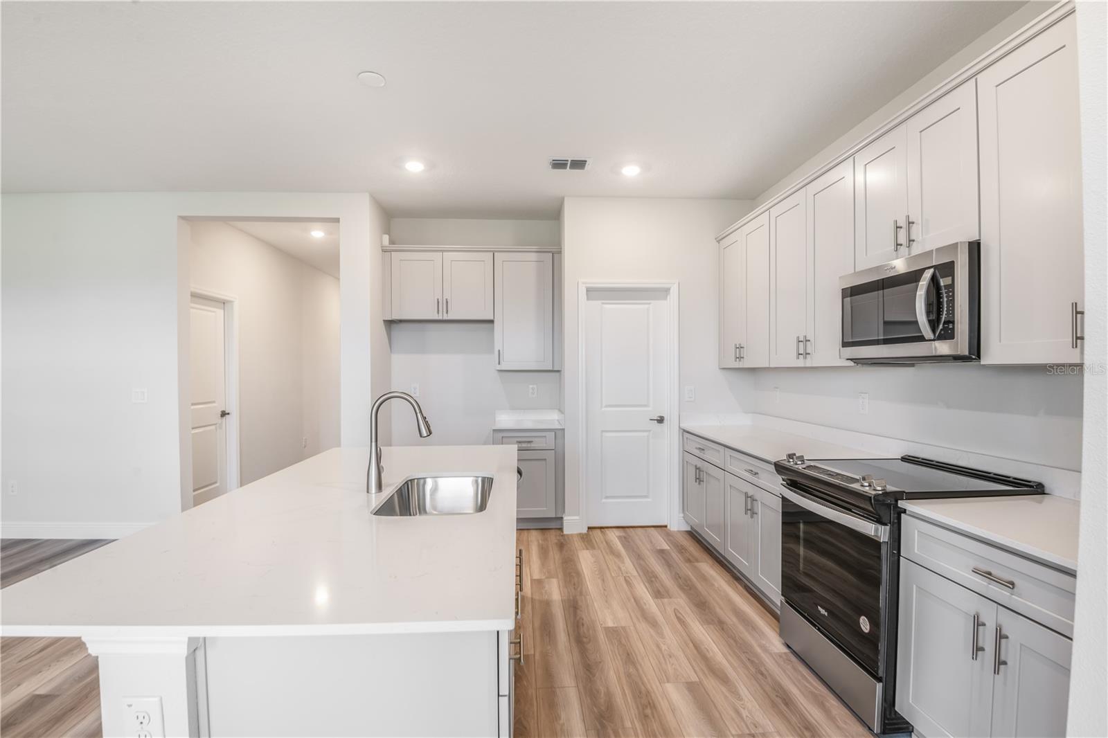 Image 5 of 16 For 12112 Cattleside Drive