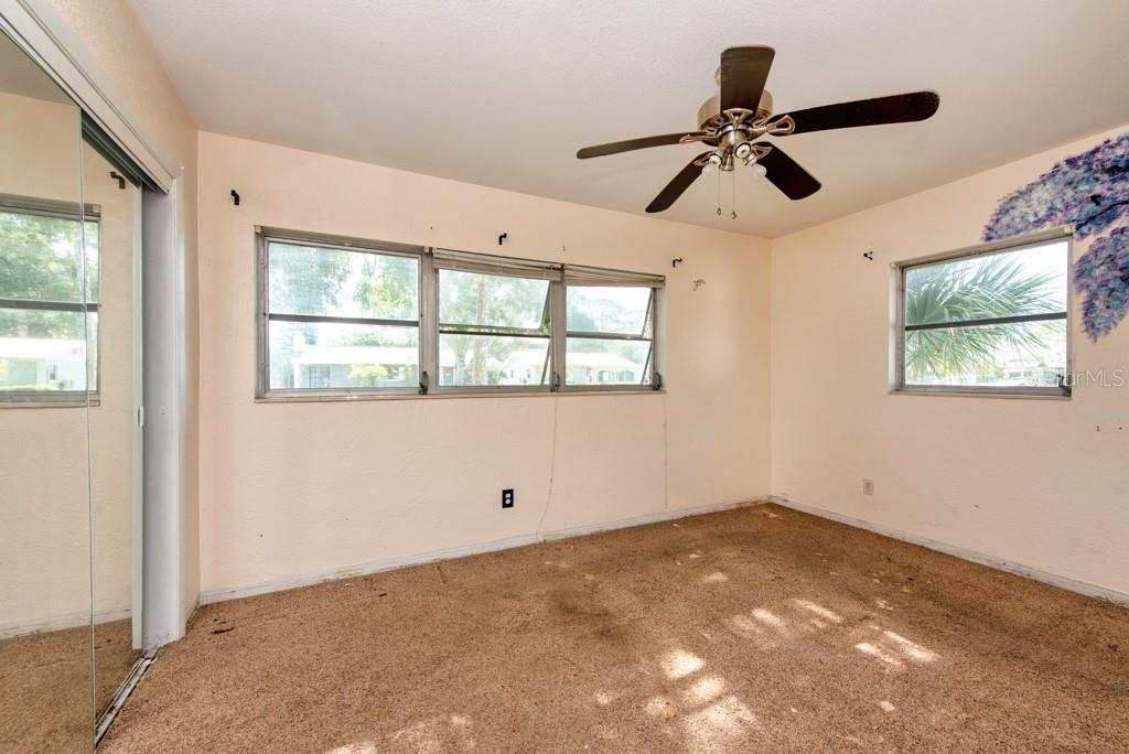 Image 11 of 25 For 9046 3rd Street N
