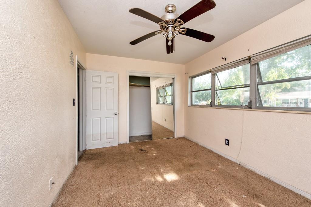 Image 12 of 25 For 9046 3rd Street N