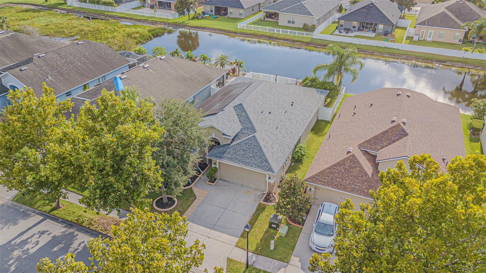 Listing photo id 20 for 6843 Runner Oak Drive