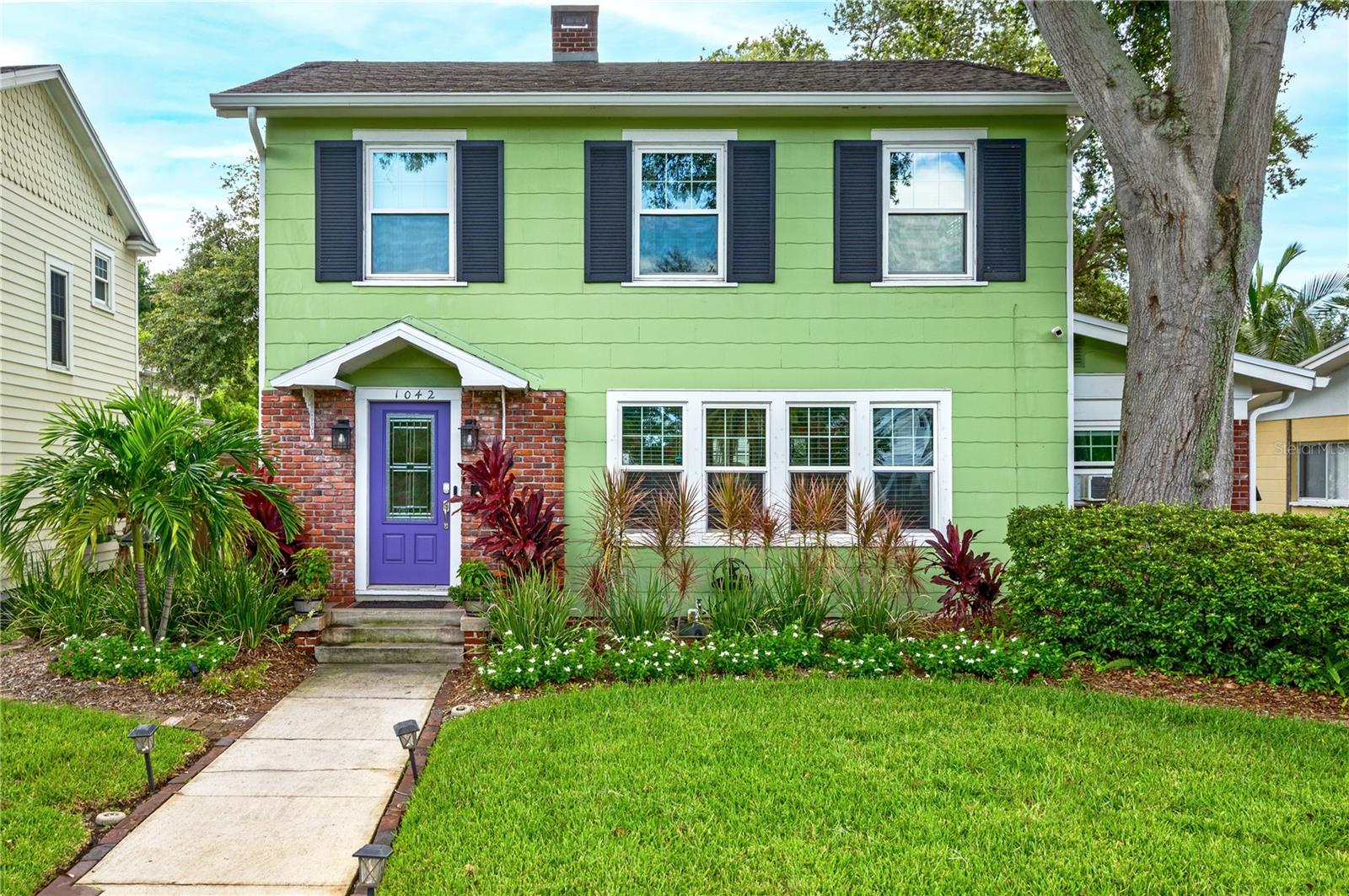 Details for 1042 16th Avenue N, ST PETERSBURG, FL 33704