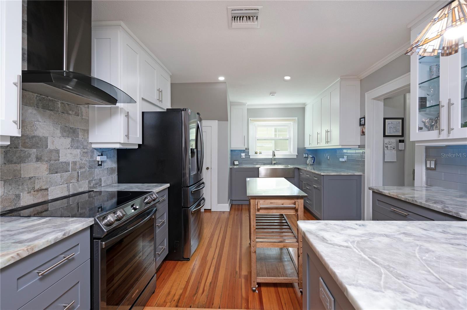 Image 12 of 40 For 1042 16th Avenue N