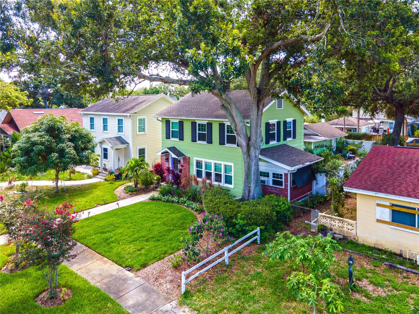 Image 36 of 40 For 1042 16th Avenue N
