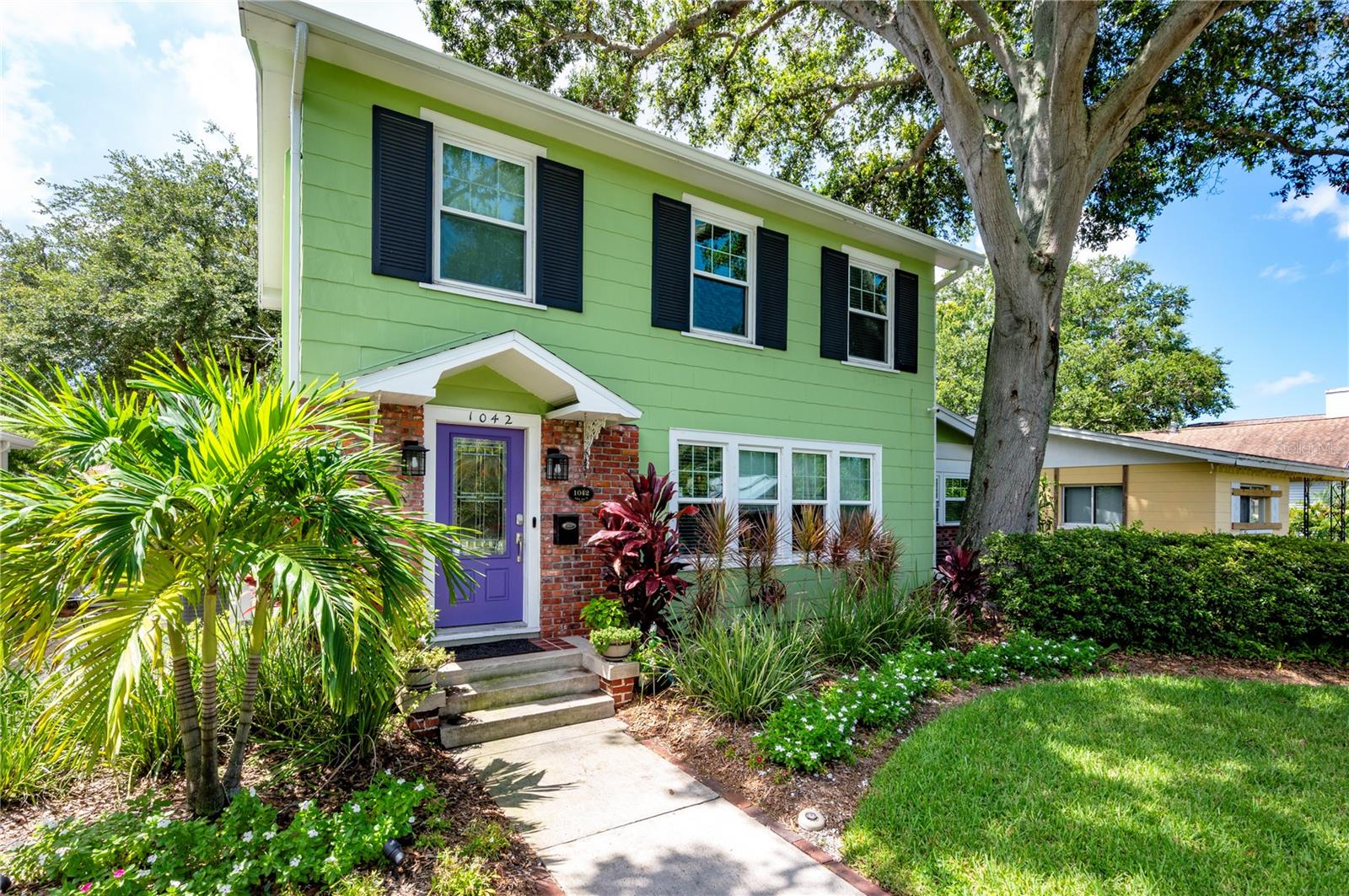 Image 4 of 40 For 1042 16th Avenue N