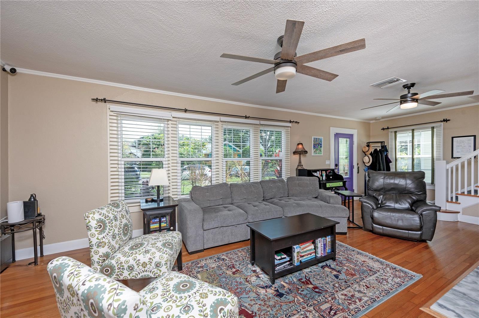 Image 9 of 40 For 1042 16th Avenue N