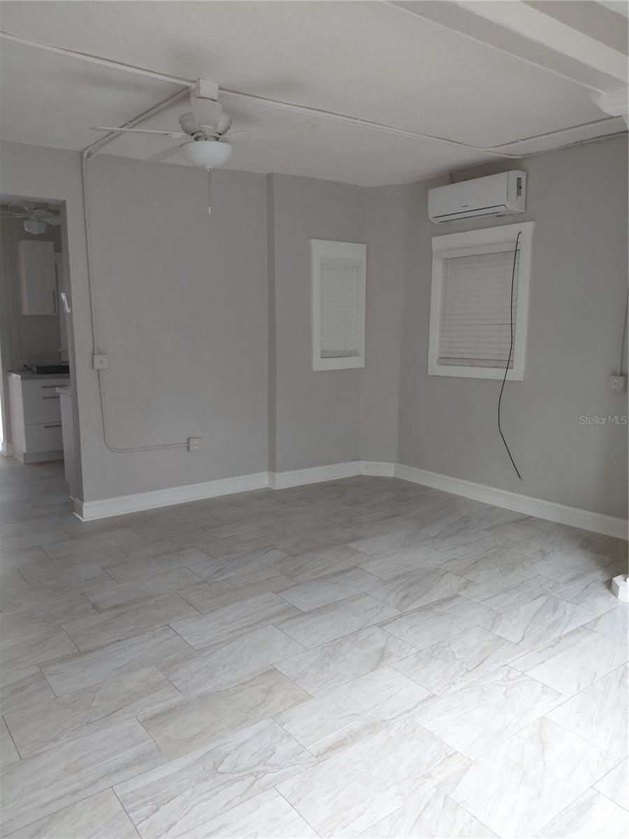 Image 5 of 13 For 2318 Highland Avenue
