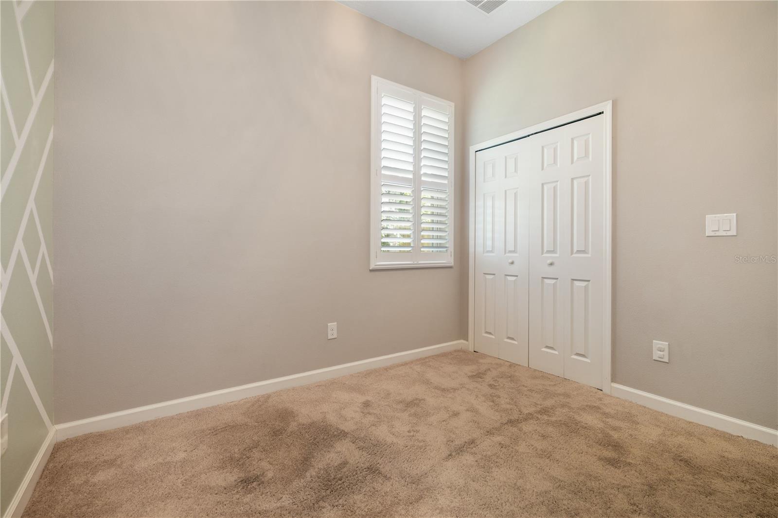 Listing photo id 35 for 3010 Ola Avenue