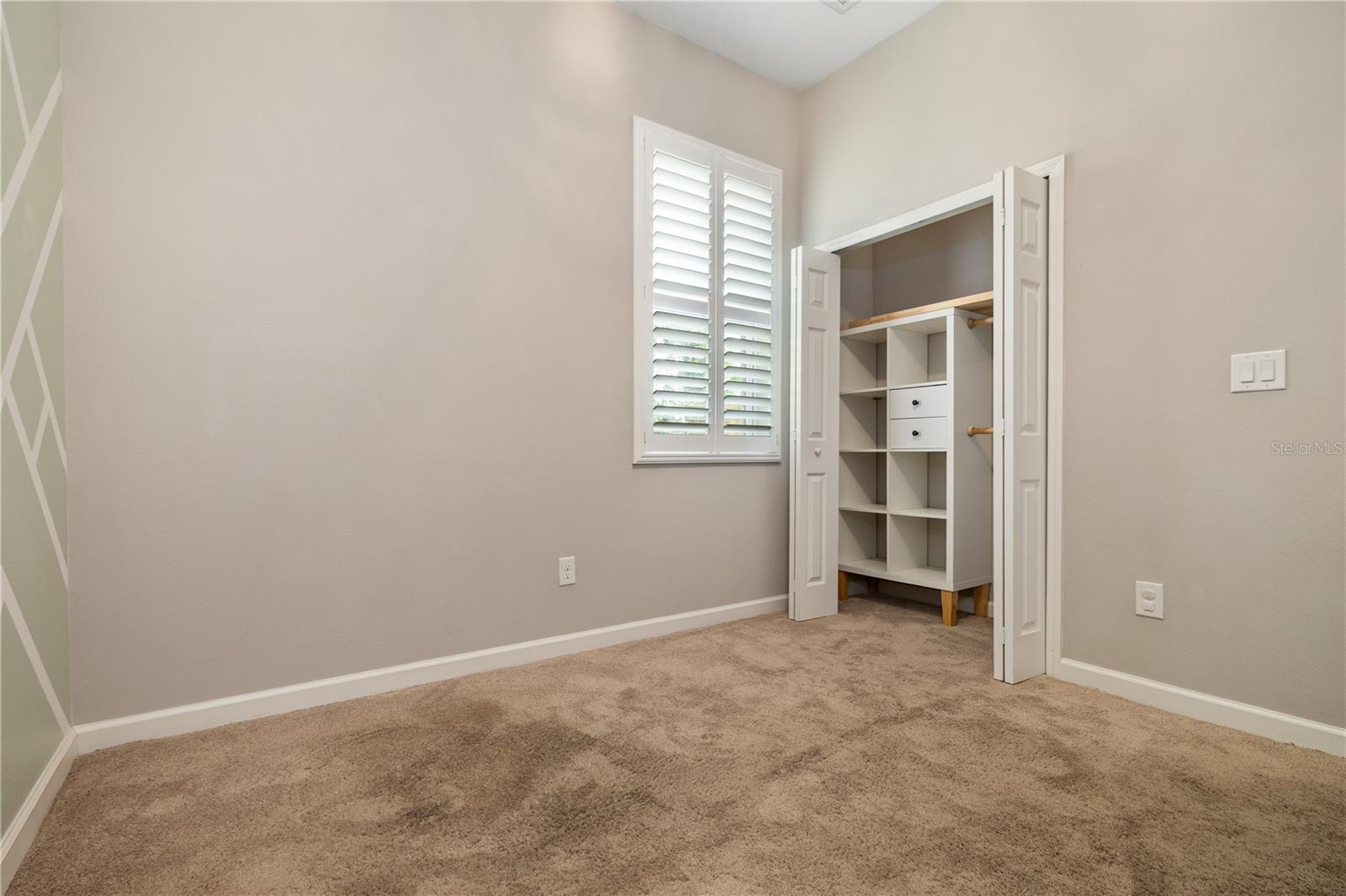 Listing photo id 36 for 3010 Ola Avenue