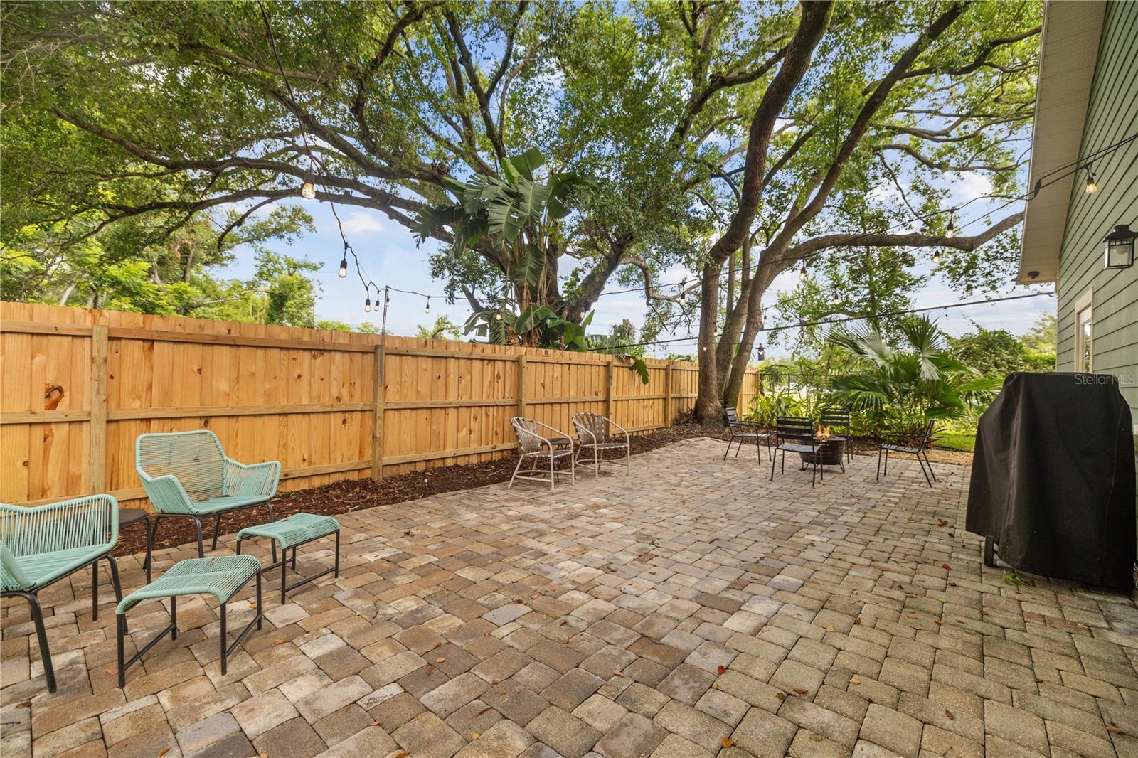Listing photo id 49 for 3010 Ola Avenue