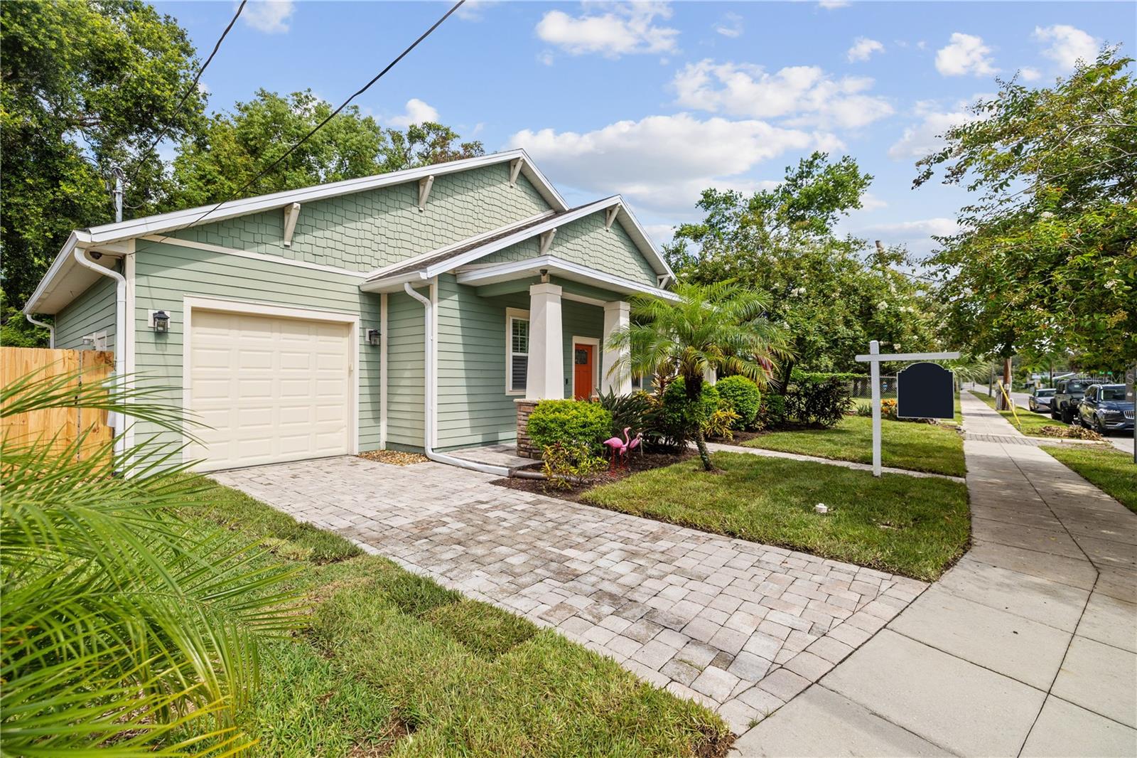 Listing photo id 57 for 3010 Ola Avenue