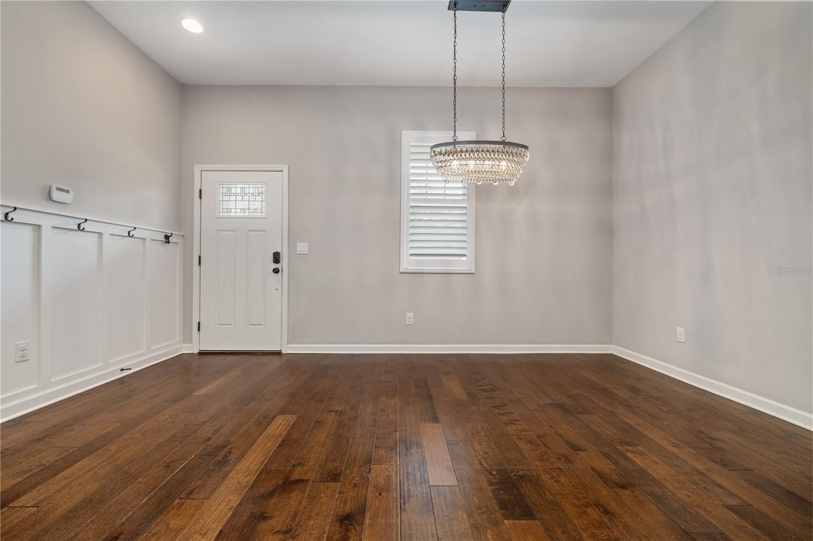 Listing photo id 7 for 3010 Ola Avenue