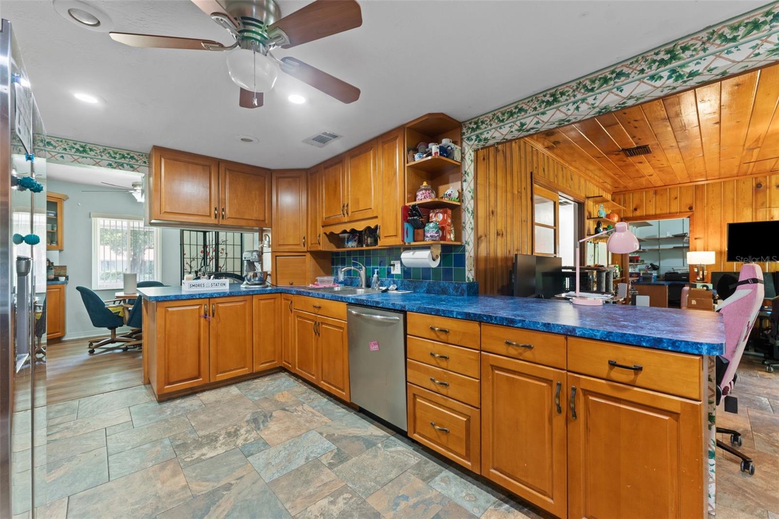 Image 11 of 37 For 209 Elrod Drive