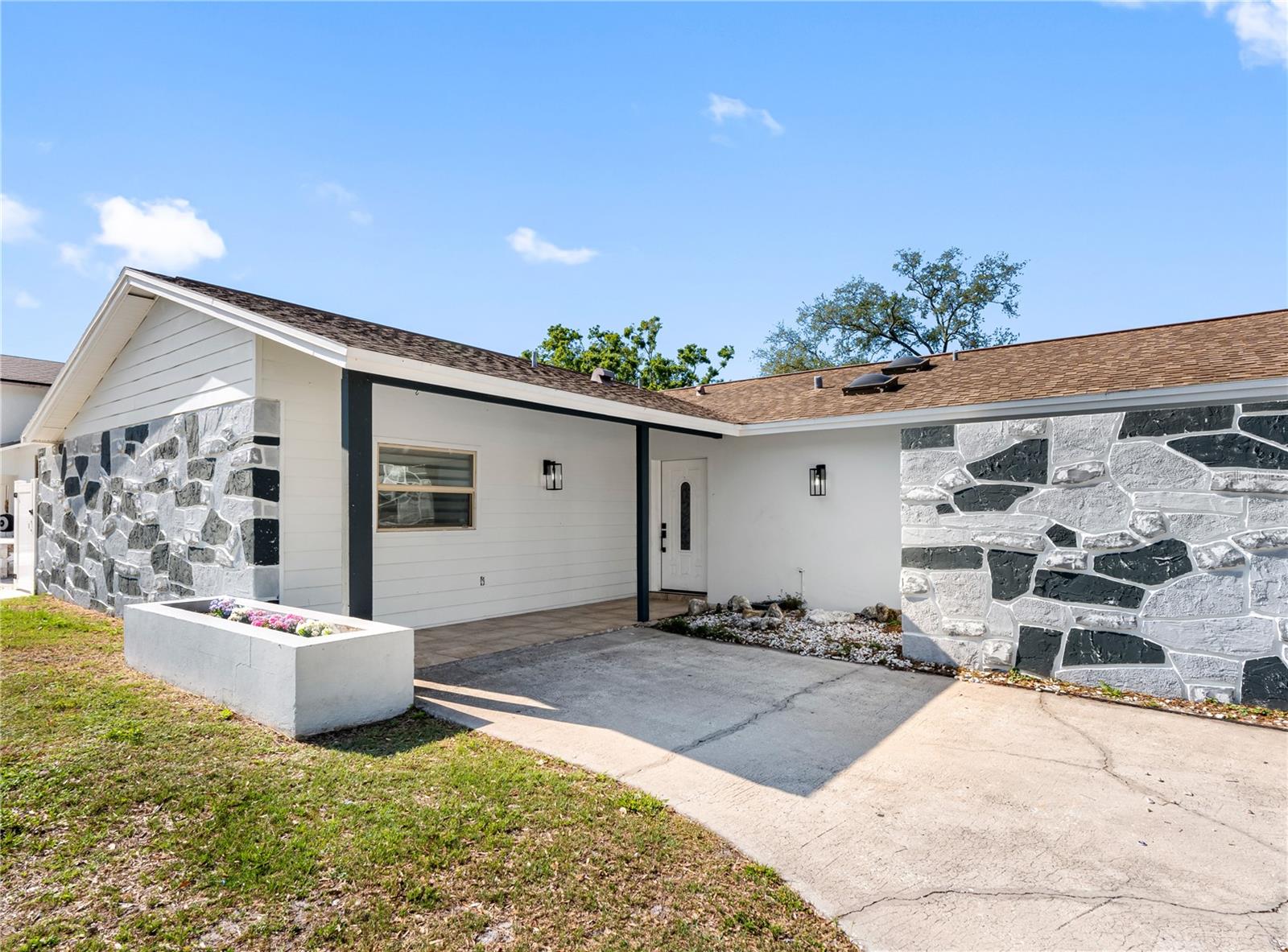 Image 2 of 24 For 7305 Woodkirk Court