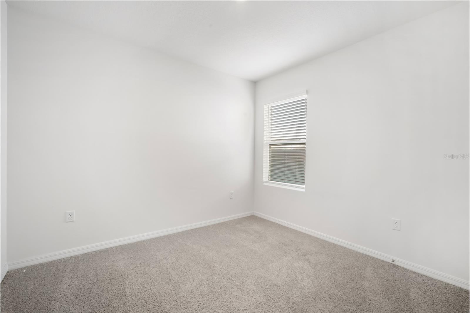 Image 10 of 23 For 35694 Sunflower Hill Drive