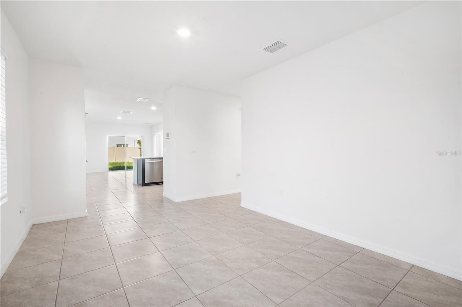 Image 6 of 23 For 35694 Sunflower Hill Drive