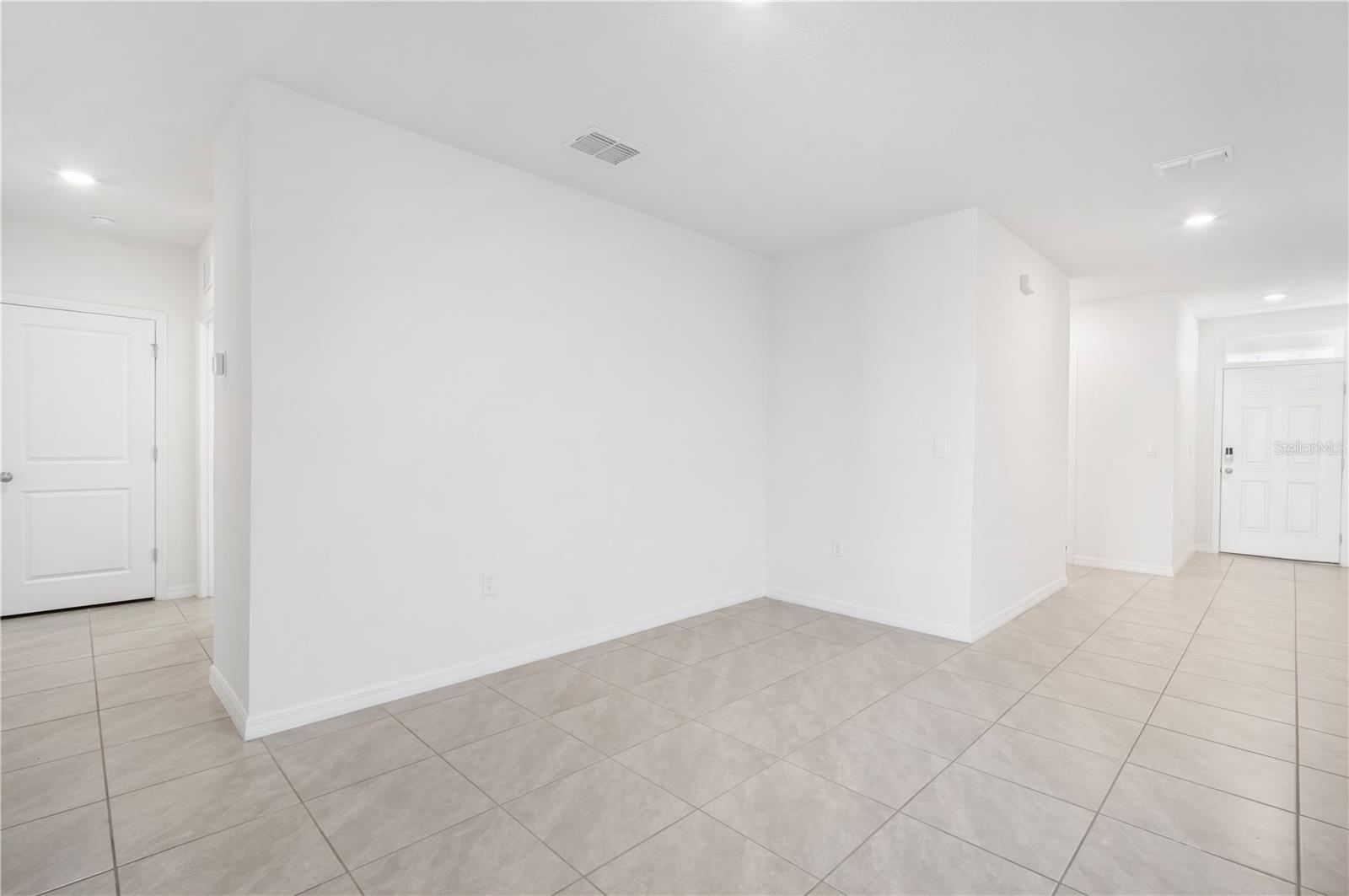 Image 7 of 23 For 35694 Sunflower Hill Drive
