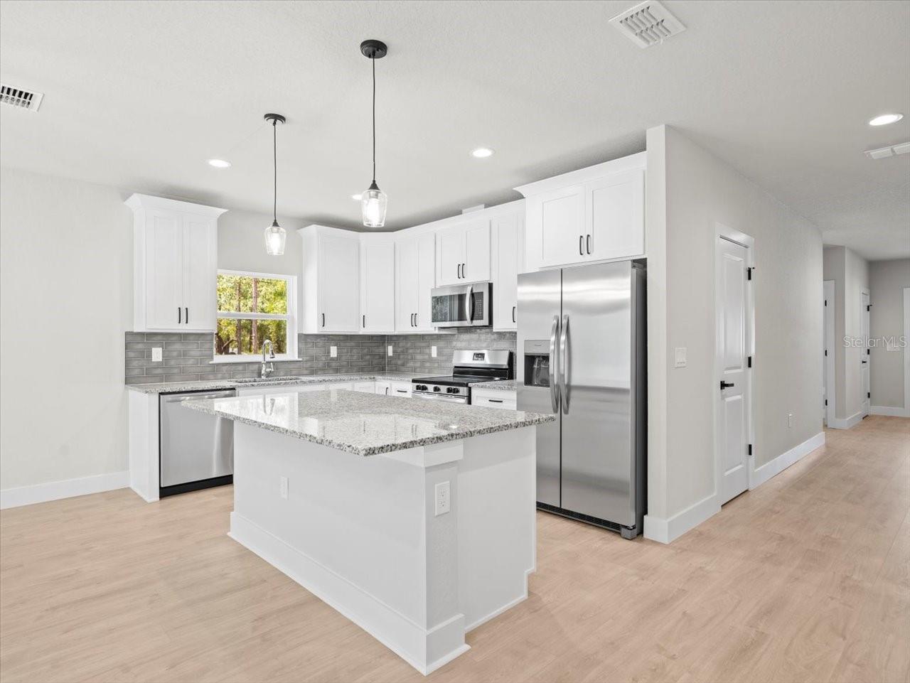 Image 3 of 19 For 16204 Malden Road