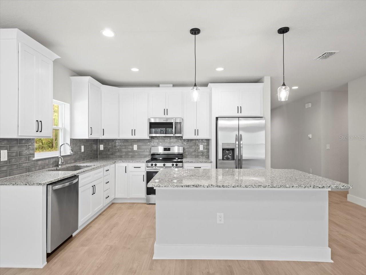 Image 4 of 19 For 16204 Malden Road