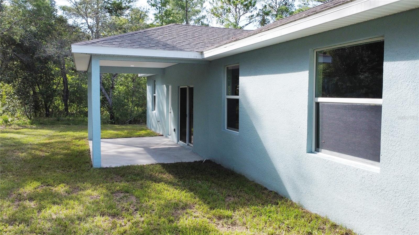 Listing photo id 33 for 2621 Clearwood Street