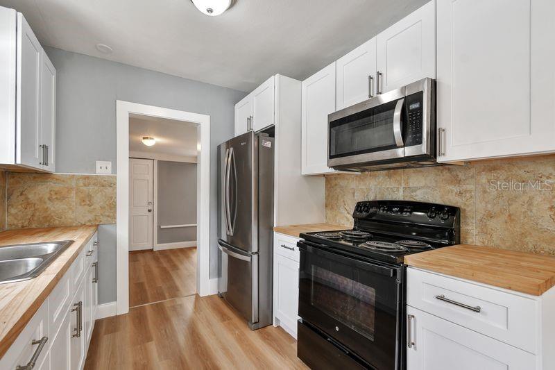 Image 10 of 30 For 1616 13th Street S A