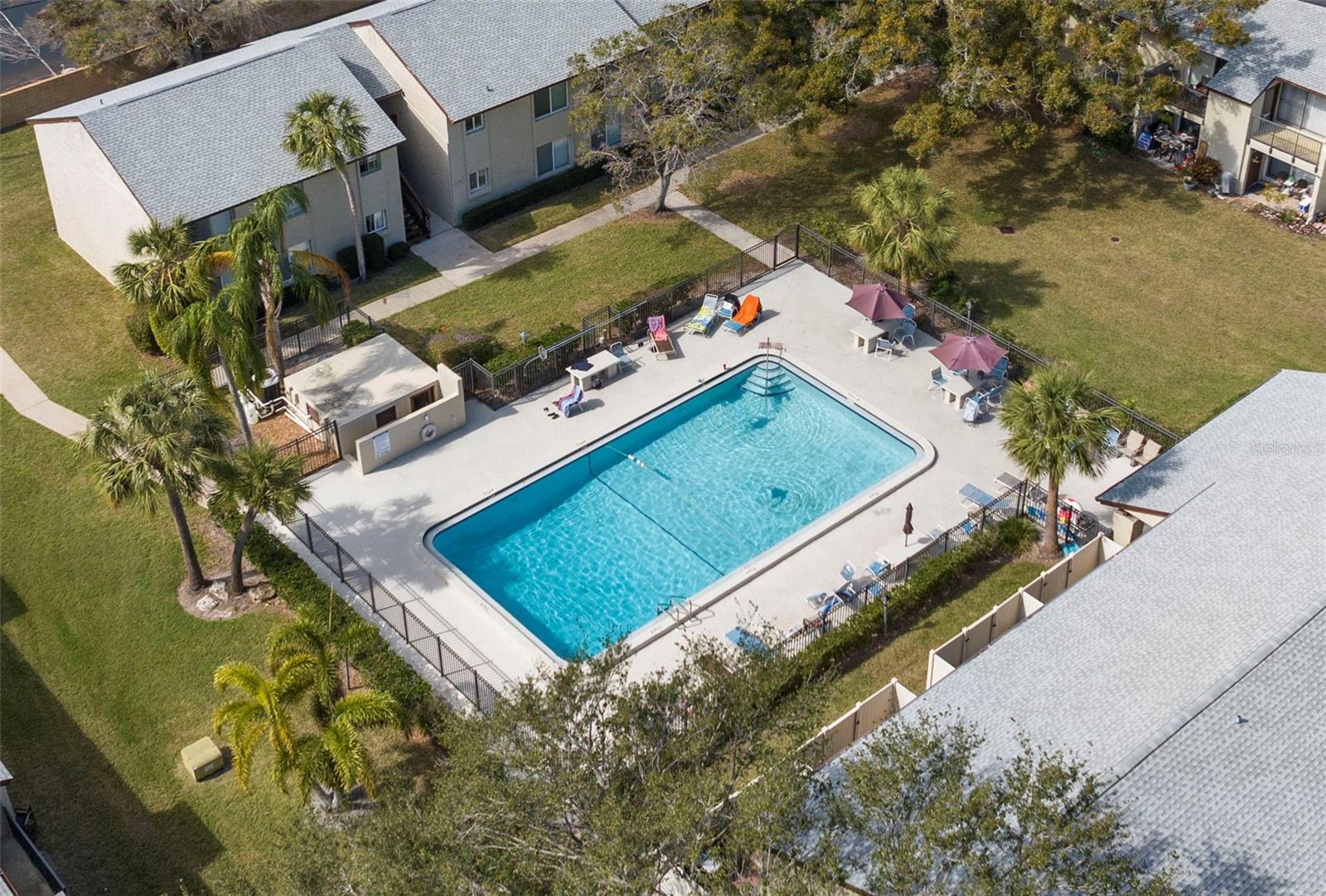 Image 21 of 27 For 4215 East Bay Drive 1601d
