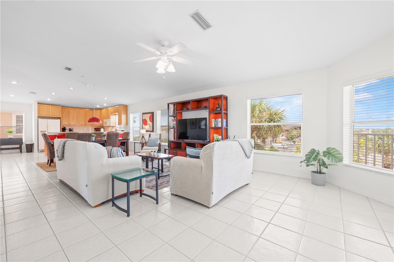 Image 15 of 49 For 44 Gulf Boulevard 204