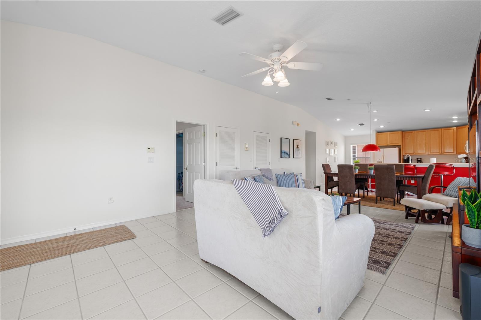 Image 16 of 49 For 44 Gulf Boulevard 204