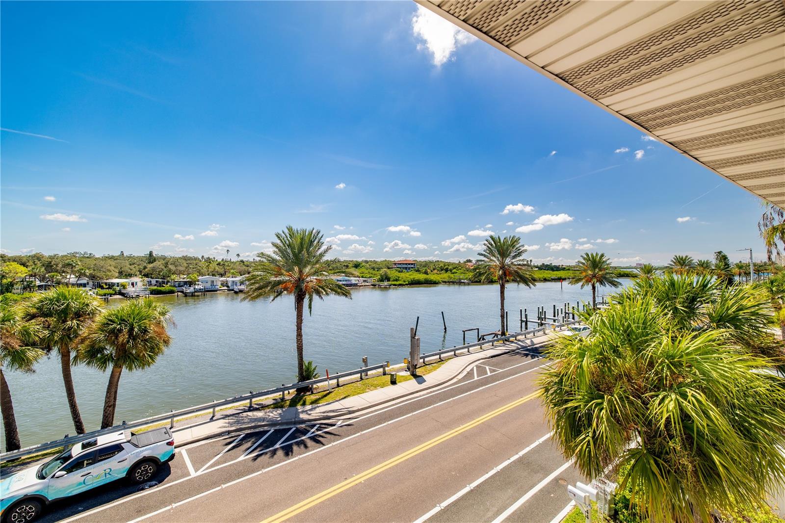 Image 8 of 49 For 44 Gulf Boulevard 204