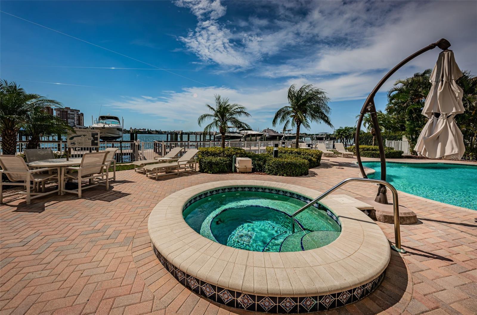 Image 19 of 77 For 17745 Gulf Boulevard 202