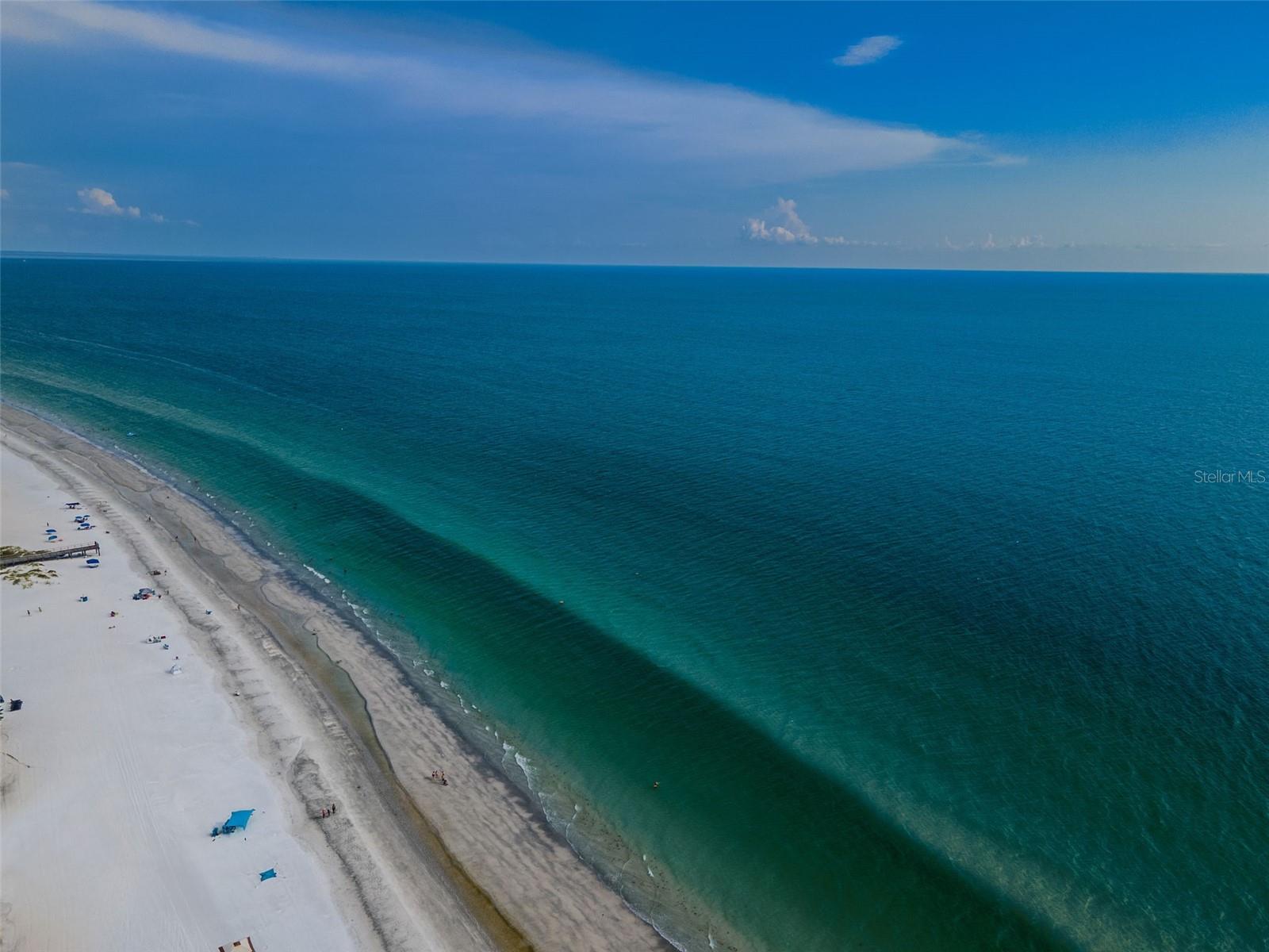 Image 20 of 77 For 17745 Gulf Boulevard 202