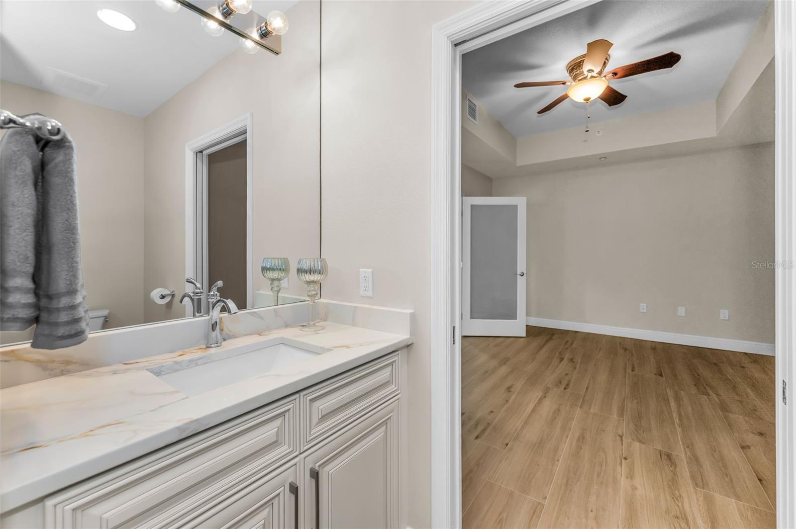 Image 52 of 77 For 17745 Gulf Boulevard 202