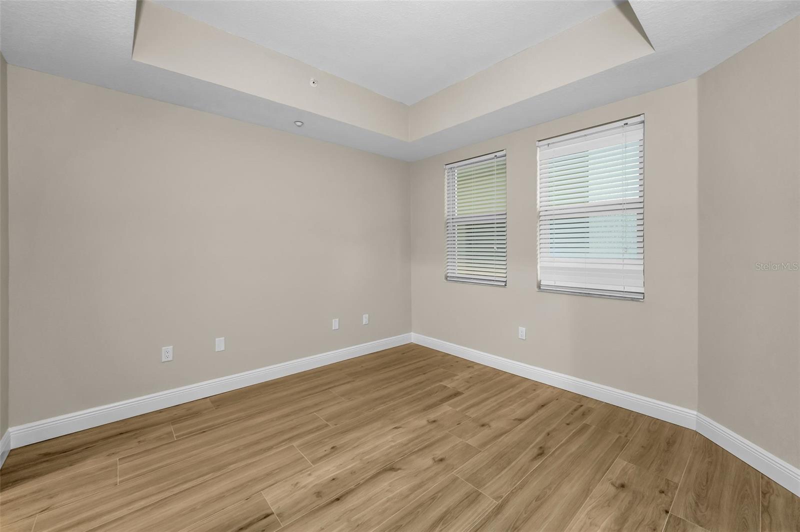 Image 56 of 77 For 17745 Gulf Boulevard 202