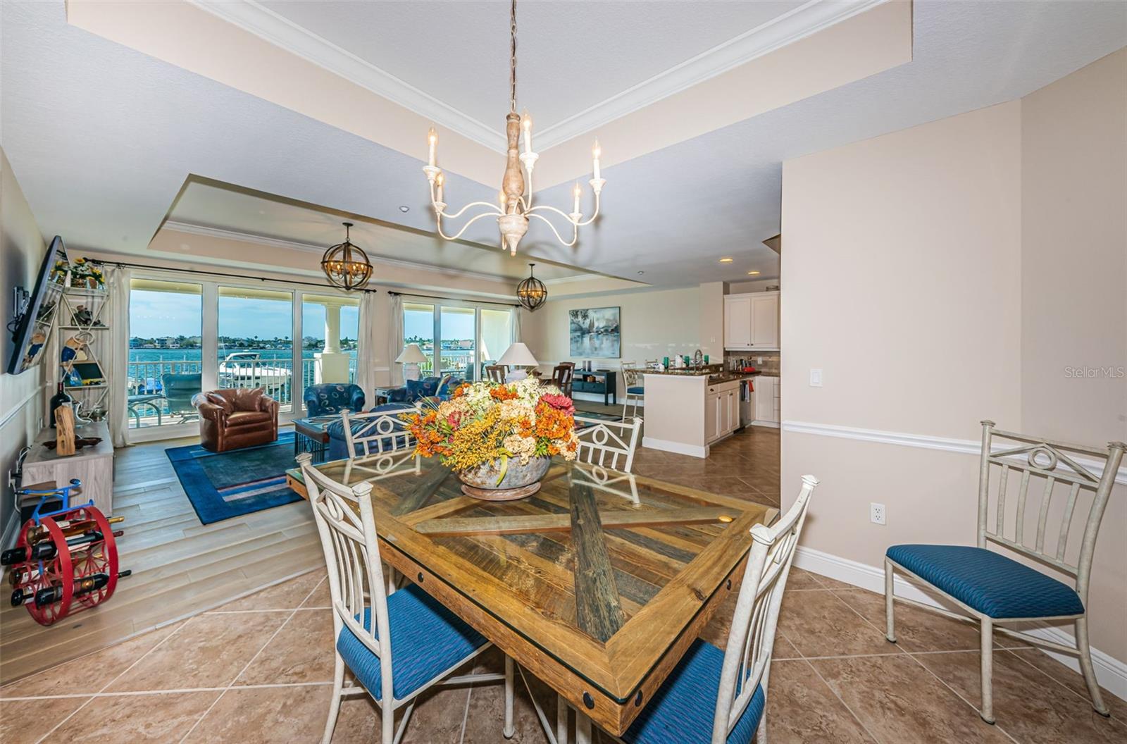 Image 71 of 77 For 17745 Gulf Boulevard 202