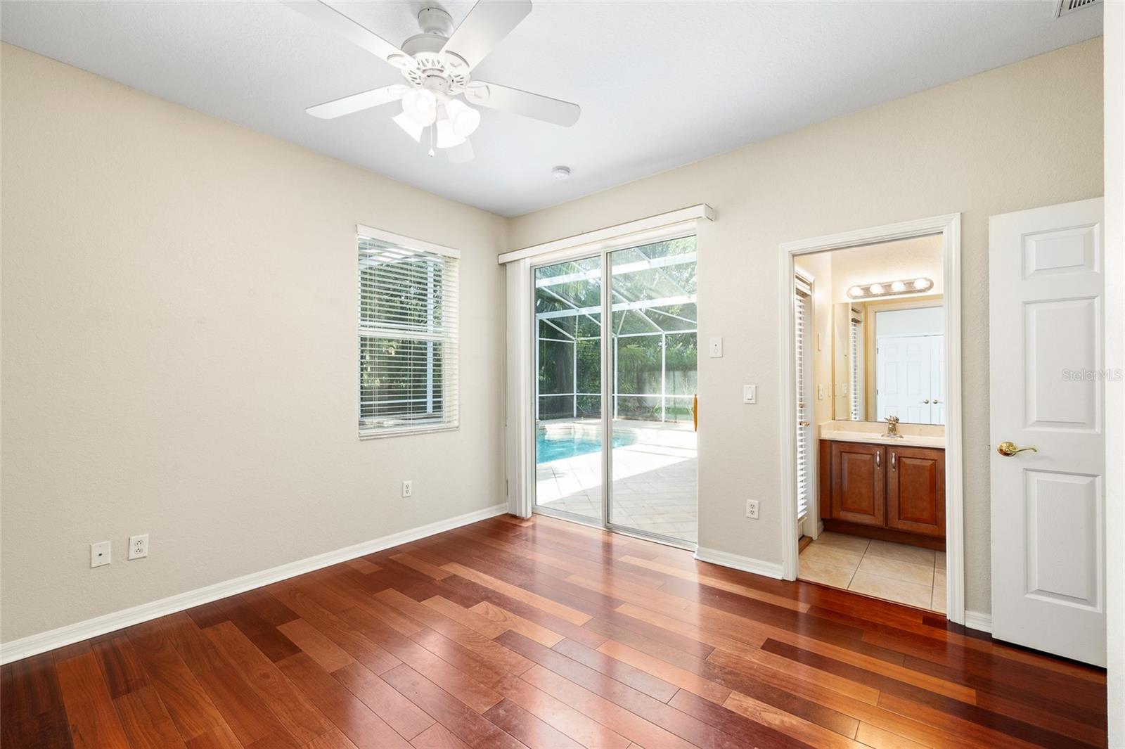 Image 30 of 50 For 27417 Silver Thatch Drive