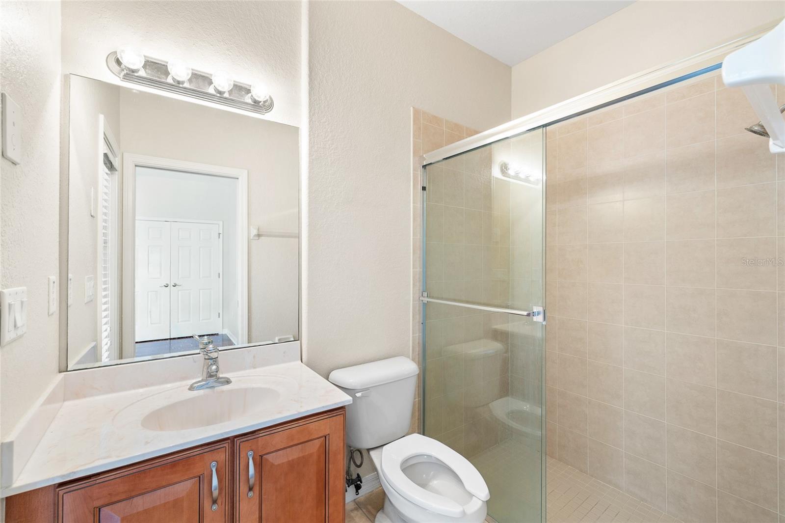 Image 32 of 50 For 27417 Silver Thatch Drive