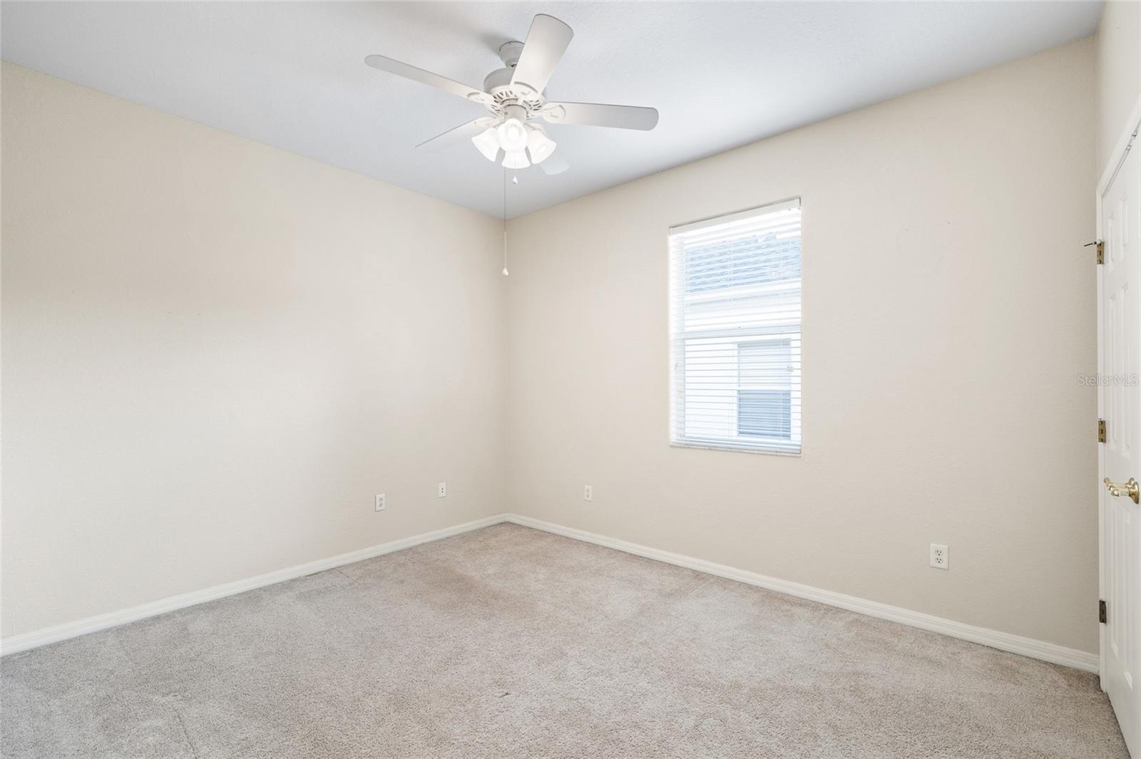 Image 34 of 50 For 27417 Silver Thatch Drive